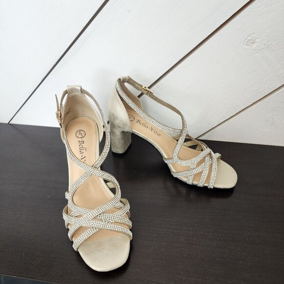 NEW Bella Vita Aliette Womens 7 Soft Gold Metallic Heels 3CT - Picture 1 of 10